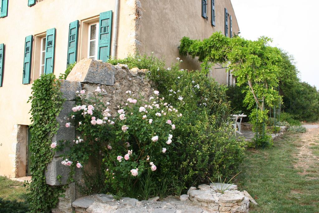 Domaine De La Blaque - B&B Varages Buitenkant foto