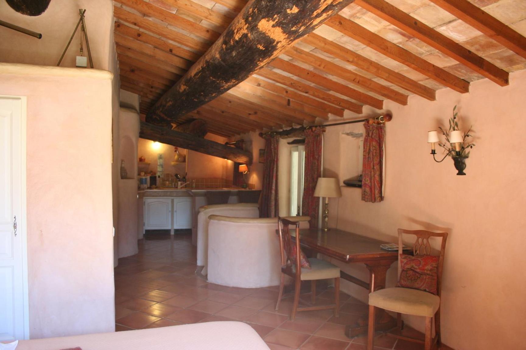 Domaine De La Blaque - B&B Varages Buitenkant foto