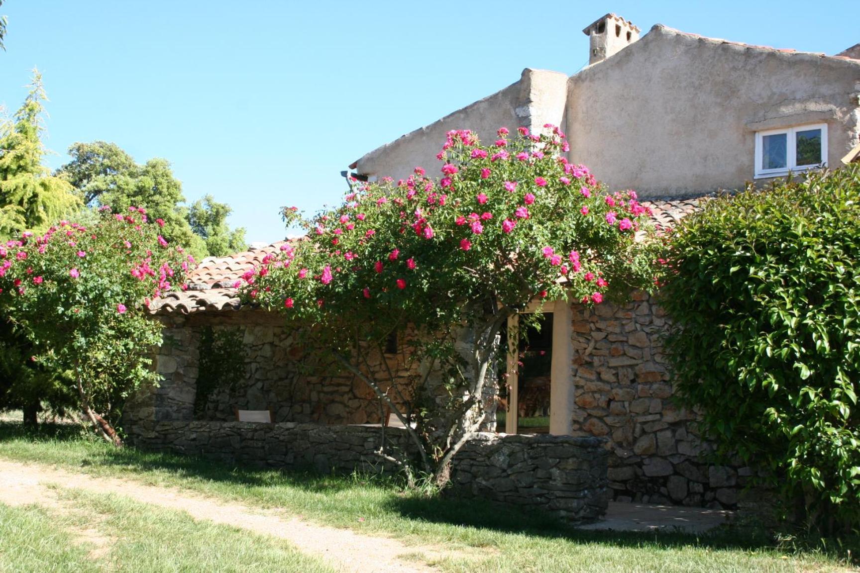 Domaine De La Blaque - B&B Varages Buitenkant foto